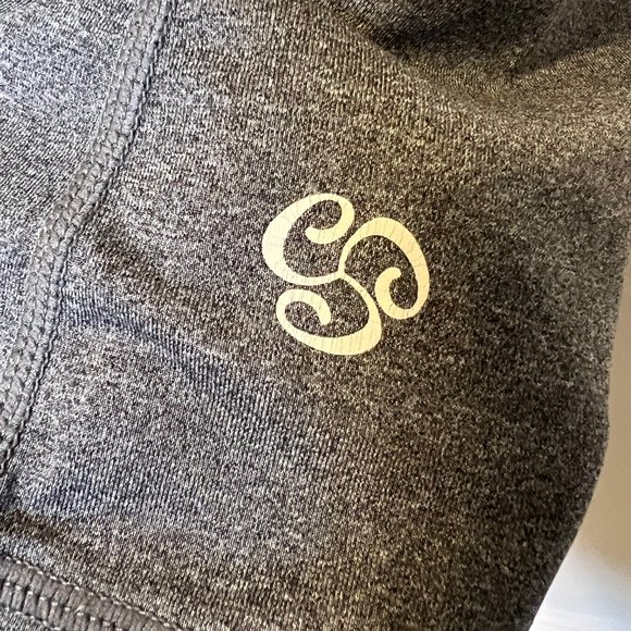 Lightweight Grey Sleeveless Top with open back size L - Picture 2 of 3